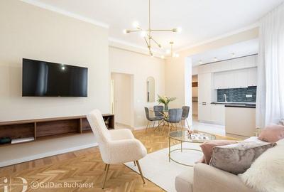 Apartament cu 3 camere semidecomandat, mobilat în Universitate