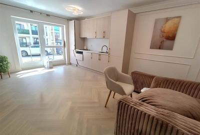 Apartament cu 2 camere semidecomandat, mobilat în Ipotești