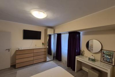 Pța Alba Iulia  3camere +terasă mare - 10