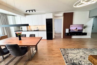 Apartament cu 2 camere semidecomandat, mobilat în Central