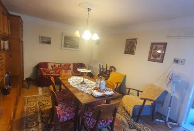 Casa coiciu, 3 camere, 2 bucatarii, baie, 180mp teren - 7