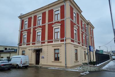 Birou, 64 mp în Baza 3