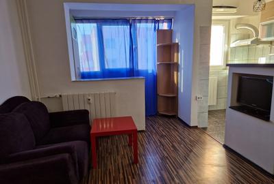 Garsonieră semidecomandată în Tei