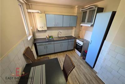 Apartament cu 3 camere decomandat în Dâmbu Pietros
