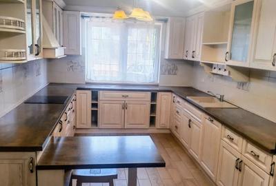 Erou Iancu Nicolae Area 5 Bedrooms Villa - 2