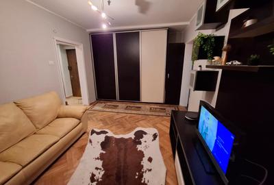 APARTAMENT DE VÂNZARE CU DOUĂ CAMERE IN ZONA LACUL TEI SEC. 2 - 11
