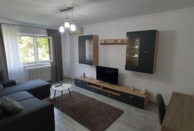 Apartament cu 2 camere decomandat, mobilat în Rovine