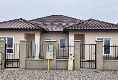 Duplex cu 3 camere în Moșnița Nouă