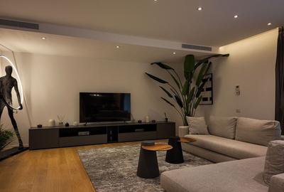 Duplex Exclusivist în One Charles de Gaulle | O Oportunitate Unică - 9
