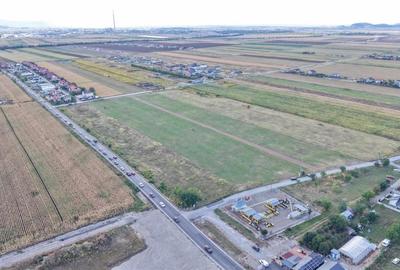 Teren Construcții intravilan de 600 mp, în Tărlungeni