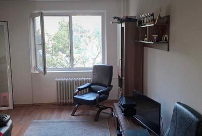 Vânzare apartament 3 camere Dristor - 1
