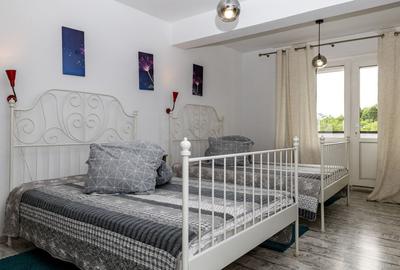 Hotel/Pensiune, de 855 mp, în Lintești