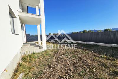 Casa 5 camere, TEREN MARE, pret BUN - 19