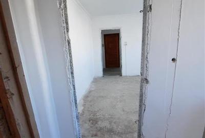 2 CSD, 40 MP, ET. 4 din 4 – APARTAMENT CU POTENTIAL, APROAPE DE CENTRU - 7