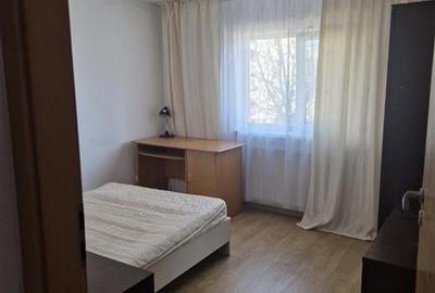 Decomandat la etajul 2 cu 2 bai, mobilat - 2