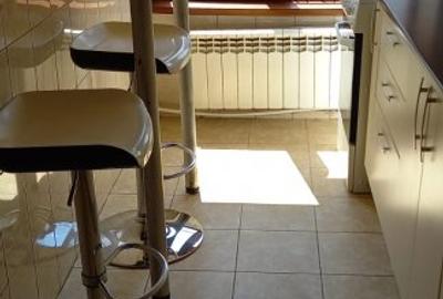 APARTAMENT 2 CAMERE PIATA ROMANA LINGA METROU - 50