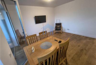 Apartament 3 camere, Piata 1 Mai - 9