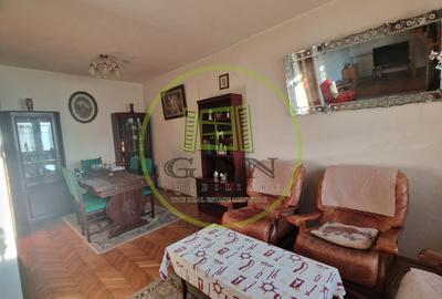 Casă individuală cu 5 camere în Central