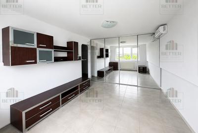 Apartament cu 2 camere decomandat în Ozana