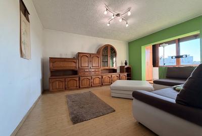 Apartament cu 3 camere decomandat, mobilat în Elisabetin