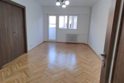 Apartament cu 3 camere în Dorobanți