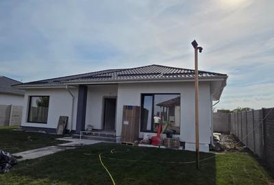 Casa 4 camere - Domnesti - Str. Fagului - 16