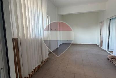 Proprietate mixtă – 1.109 mp teren + clădire 512 mp P+1+M , Toamnei - 14