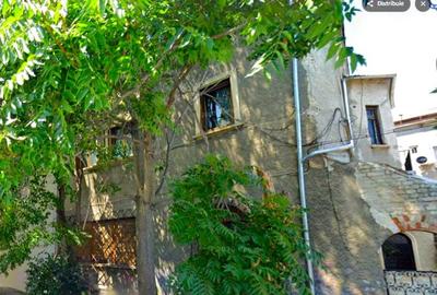 Vila cu arhitectura - 8