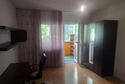 Apartament cu 2 camere decomandat, mobilat în Lujerului