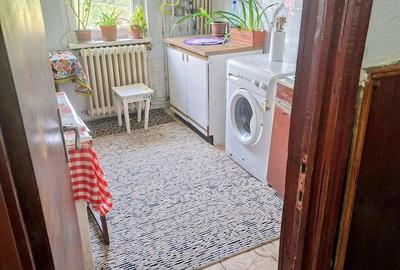 Apartament 2 camere zona Imparat Traian /Izvoarelor , etaj 2 - 4