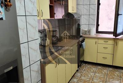 Apartament de vanzare 4 camere - 2
