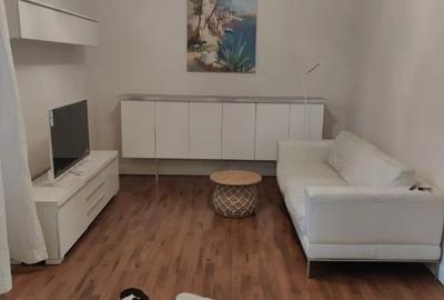 Apartament cu 2 camere semidecomandat, mobilat în Floreasca