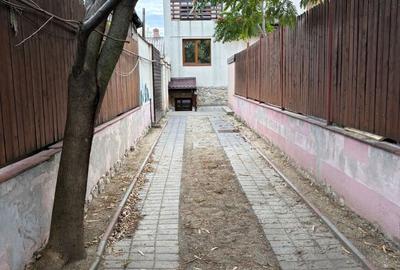 Scoala-Gradinita: metrou Aparatorii Patriei open space/nivel - 2