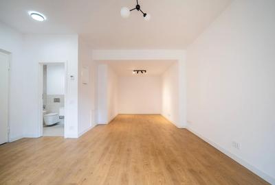 Apartament cu 2 camere decomandat în Pipera