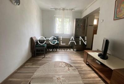 Apartament cu 3 camere semidecomandat, mobilat în Țiglari