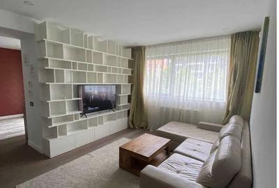 Apartament cu 2 camere semidecomandat în Băneasa