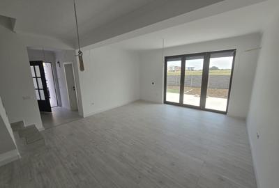 Duplex cu 3 camere în Giroc