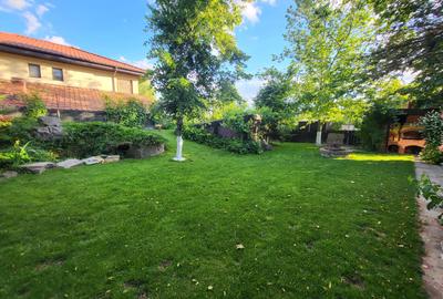 CASA P+1 ÎN BALOȚEȘTI – LÂNGĂ PĂDURE, TEREN 700 MP, LIVADĂ, CRAMĂ, BECI ȘI CURTE - 1