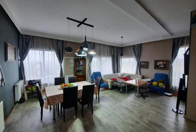 Casă cu 4 camere în Exterior Sud