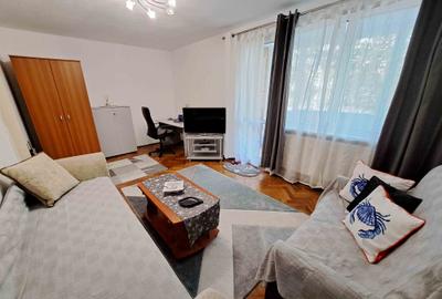 Inchiriez apartament 3 camere, decomandat, Tg. Mures, Tudor - 4