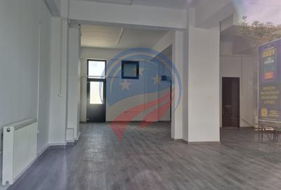 Spațiu comercial, de 80 mp, în Central