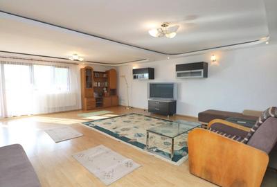 Apartament cu 3 camere decomandat, mobilat în Chiajna