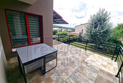 Pet friendly! Casa spatioasa cu 5 camere, Europa+2 Garaje - 21