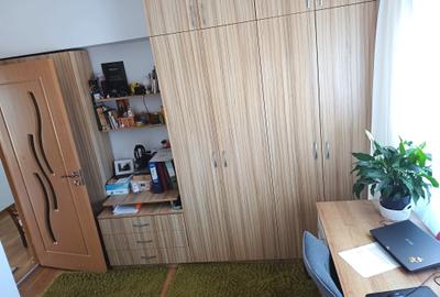 Apartament 2 camere 51mp -2 balcoane zona Spital Pret 60000eur neg - 4