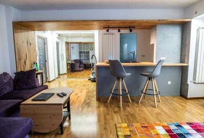 Apartament cu 2 camere semidecomandat, mobilat în Băneasa