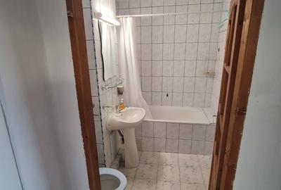 Apartament 3 camere, 2 bai,decomandat, 78 mp, etaj intemediar, parcare, Calvaria - 9