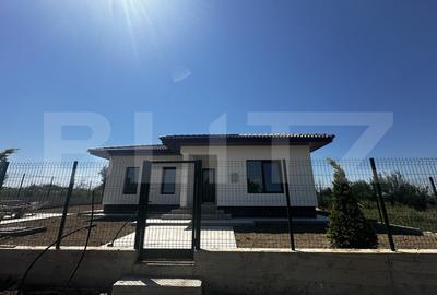 Casă individuală cu 3 camere în Centura Narciselor