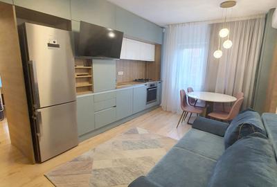 Apartament cu 2 camere decomandat în Teiul Doamnei