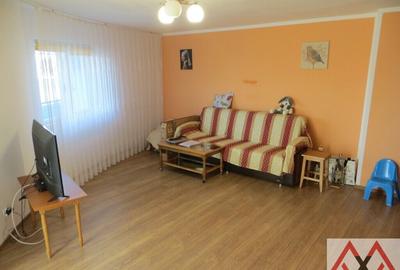 Apartament 2 camere P-ta Alba Iulia, decomandat - 72mp - 2