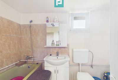 2 case cu teren de 2253 mp în Archiș - 7